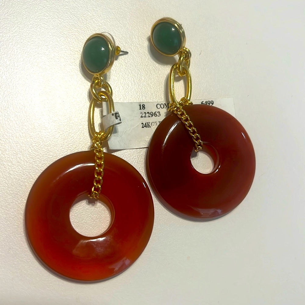 Elegant Gold and Red Earrings - 24k gold